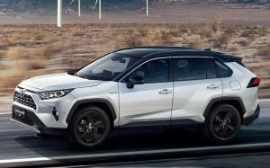 Toyota RAV4 Hybrid 2019 года (CN)